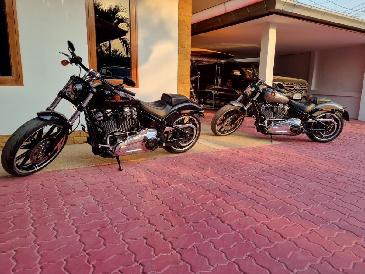 Meyers Hua Hin Exterior foto