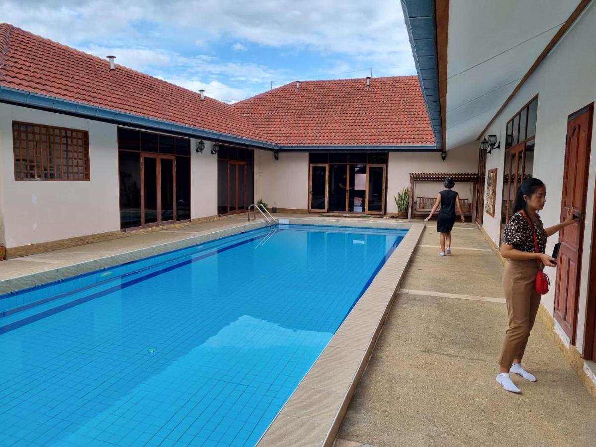 Meyers Hua Hin Exterior foto