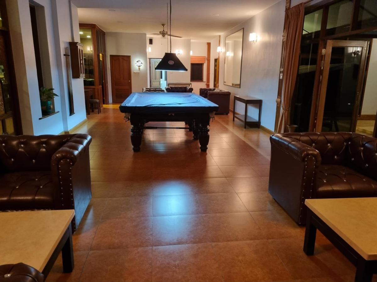 Meyers Hua Hin Exterior foto