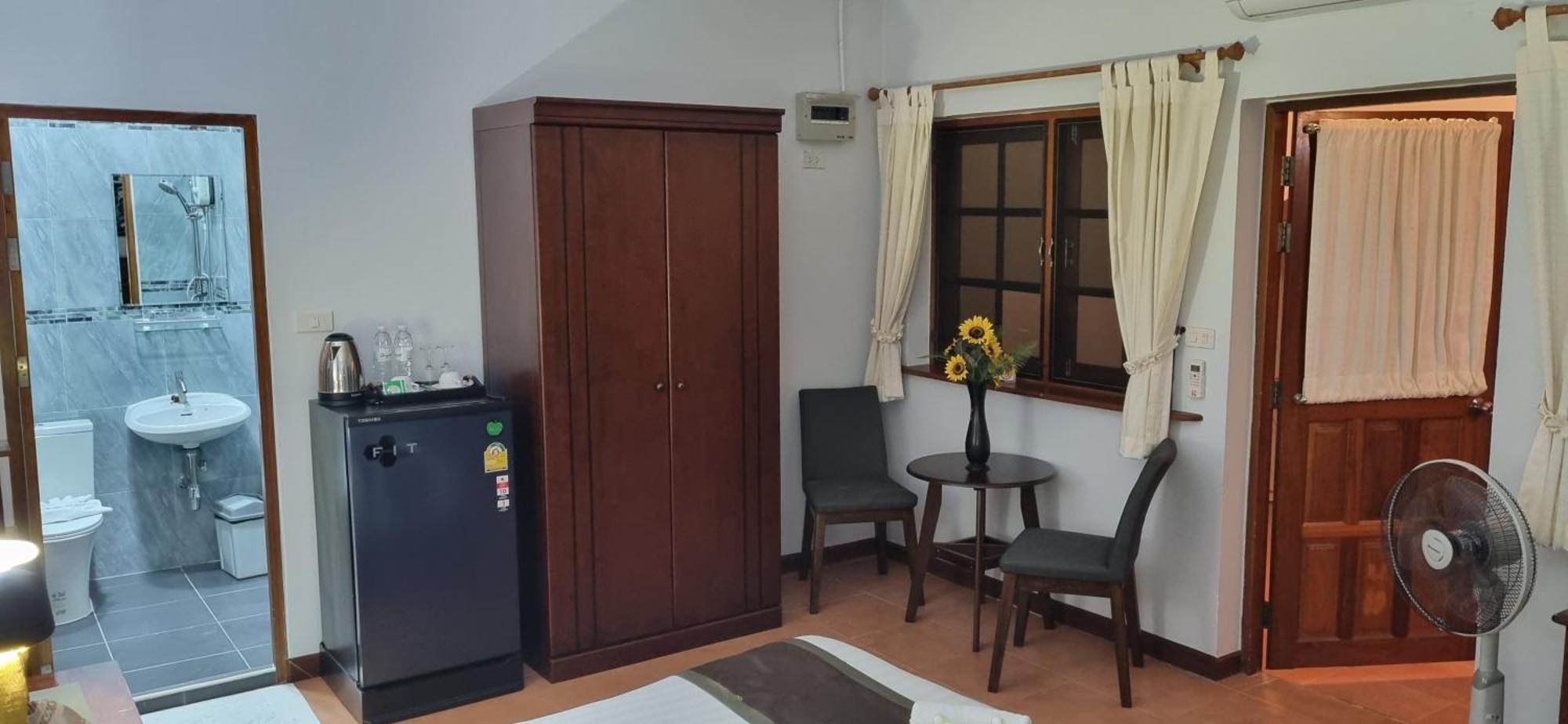 Meyers Hua Hin Exterior foto