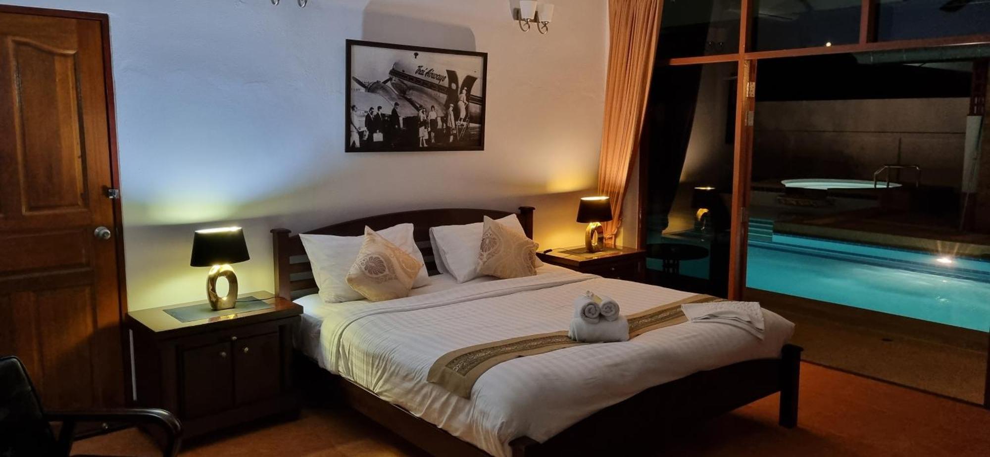 Meyers Hua Hin Exterior foto